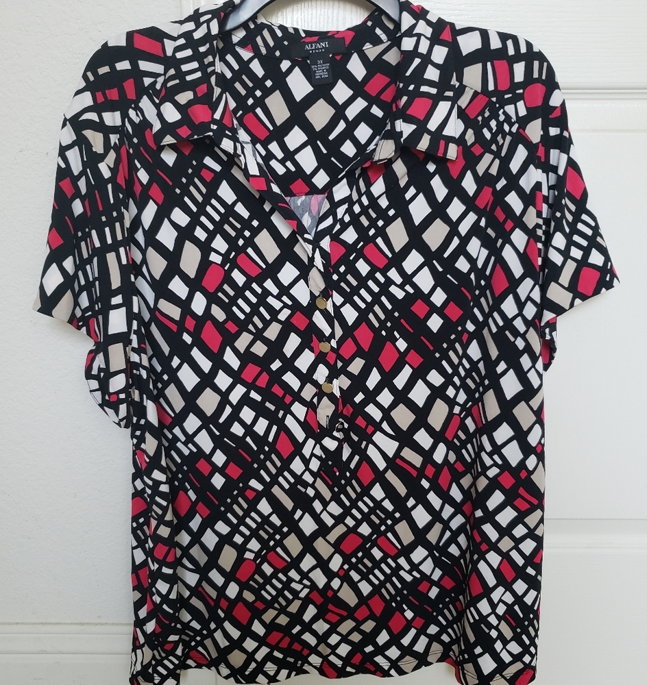 Alfani Woman Colorblocked Short Sleeve Top
